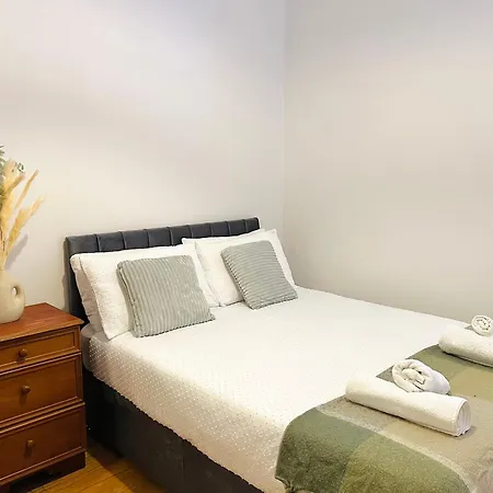 Cosy River View Flat At Temple Bar 아파트 더블린