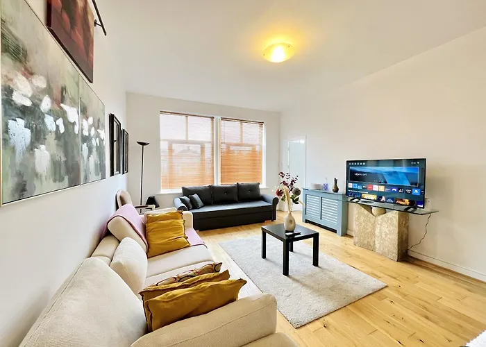 Cosy River View Flat At Temple Bar Dublino