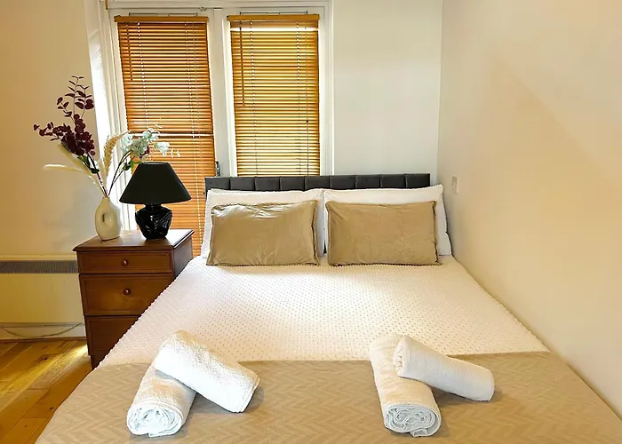 Cosy River View Flat At Temple Bar アパート